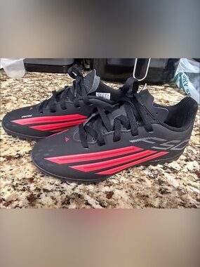 Oppo Kids Black Sneakers with Red Accents